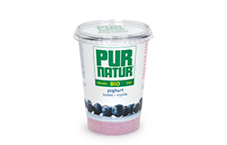 Full-fat fruit yogurt