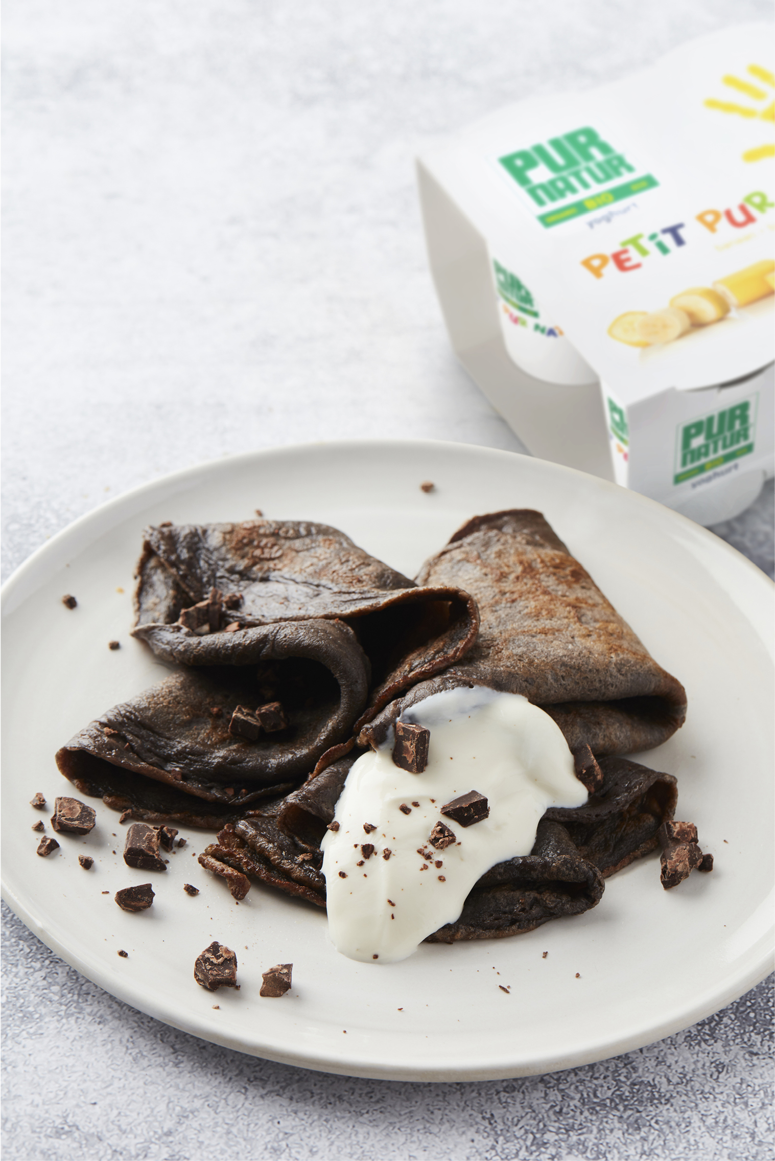 Recipe: Chocolate pancakes with Petit Pur Natur banana